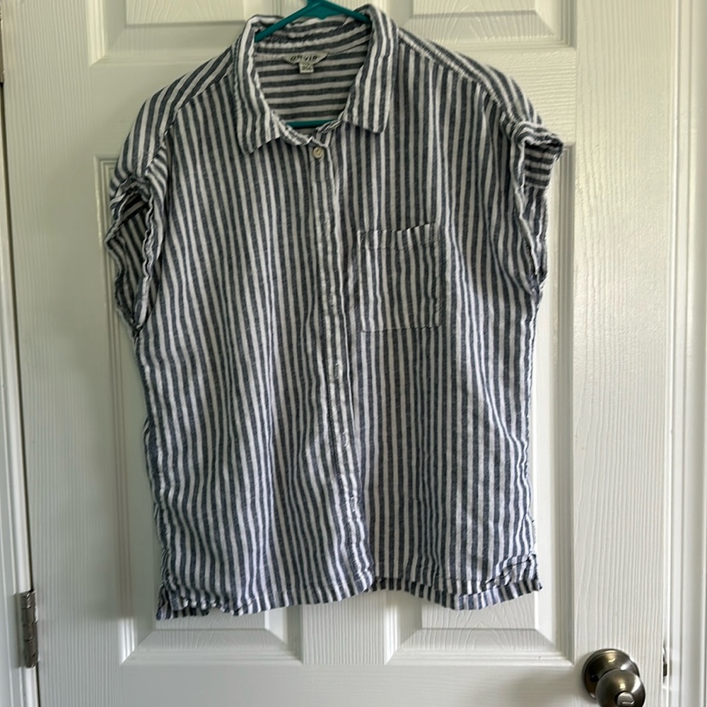 ORVIS Cap Sleeve Button Up Top
